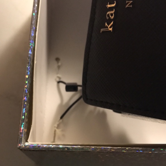 Kate Spade Small L-Zip Bifold Wallet in Black - Picture 4 of 8